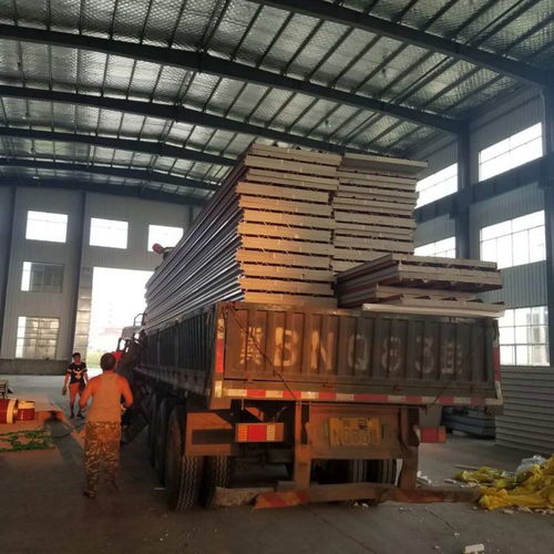 西宁聚氨酯夹芯板厂