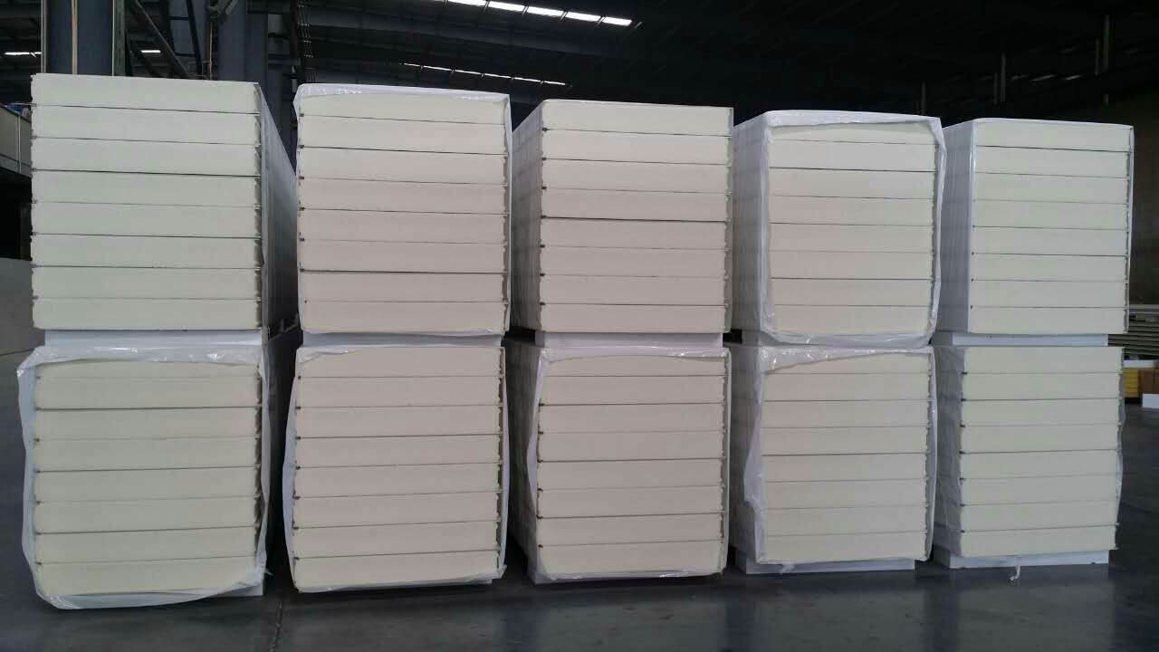 河南千万间新型建材 聚氨酯夹芯板连续生产线技术解析